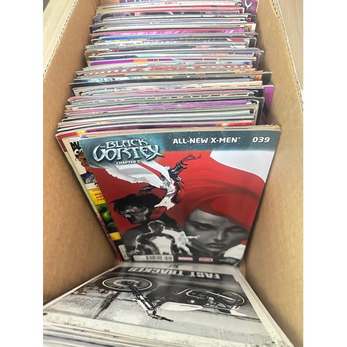 412B - ASSORTED MARVEL COMICS BUNDLE OF 290+ COMICS. Various Decades mostly modern. Featuring: X-Men, Aveng... 