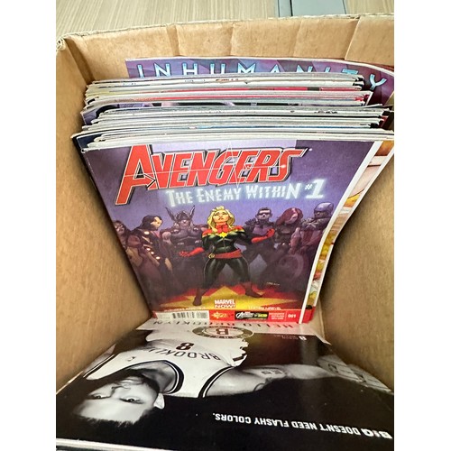 412B - ASSORTED MARVEL COMICS BUNDLE OF 290+ COMICS. Various Decades mostly modern. Featuring: X-Men, Aveng... 