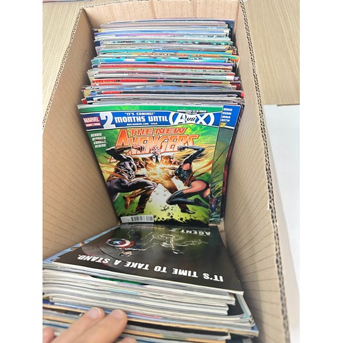 472 - ASSORTED MARVEL COMICS BUNDLE OF 230+ COMICS. Various Decades. Featuring: X-Men, Avengers, X-Force, ... 