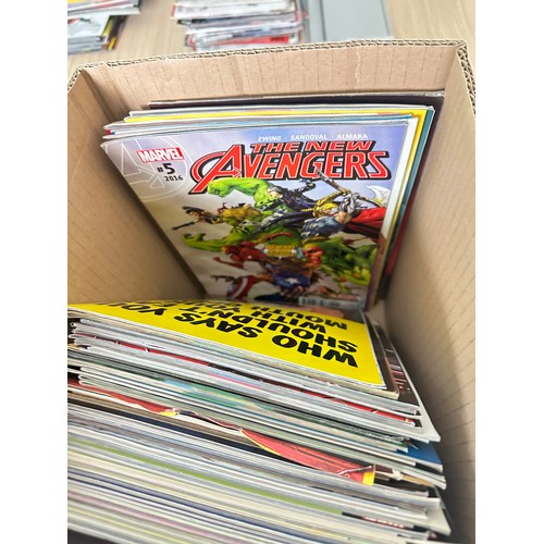 473 - ASSORTED MARVEL COMICS BUNDLE OF 250+ COMICS. Various Decades. Featuring: Spider-man, X-Men, Avenger... 