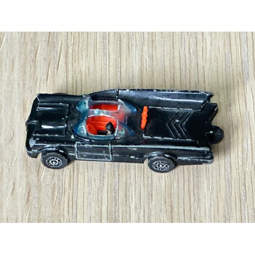 610 - VINTAGE BATMOBILE - CORGI JUNIORS DIESCAST MODEL TOY CAR 1970's.