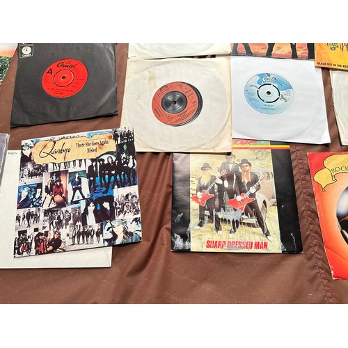 623 - A collection of approx 40 Hard Rock 7 inch vinyl singles 45 RPM. Small amount of duplications. See p... 