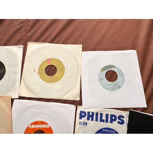 625 - A collection of 20+ Northern Soul 7 inch vinyl singles 45 RPM. See pics for Artists/Titles.