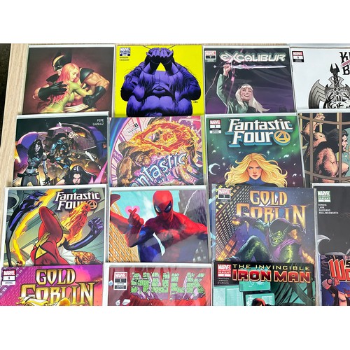 540 - Marvel variant bundle (36 in total). Featuring Spider-man, Iron Man, Hulk, King in Black, X-men and ... 