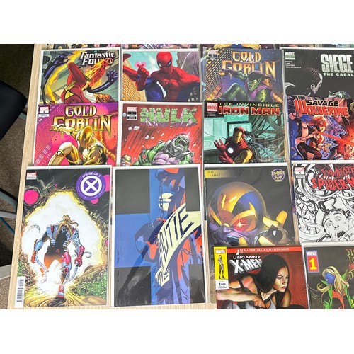 540 - Marvel variant bundle (36 in total). Featuring Spider-man, Iron Man, Hulk, King in Black, X-men and ... 