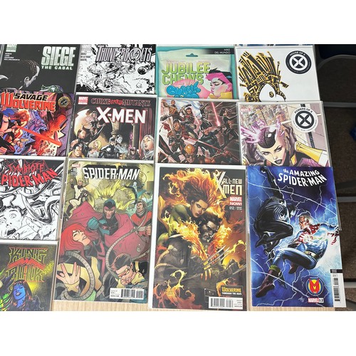 540 - Marvel variant bundle (36 in total). Featuring Spider-man, Iron Man, Hulk, King in Black, X-men and ... 