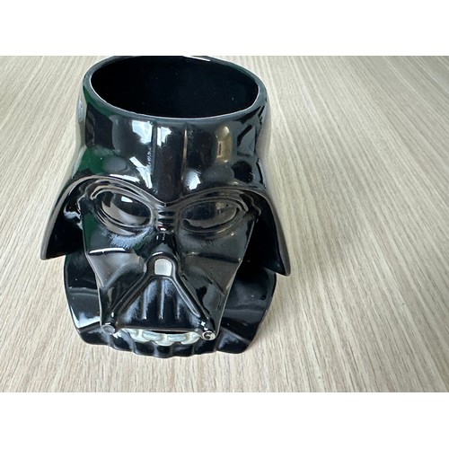 614A - STAR WARS:  DARTH VADER Classic Collectors Figural Mug With Certificate of Authenticity. Excellent c... 