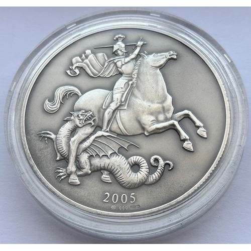 252 - 2005 .925 Solid Silver Antique Finish Annual History Commemorative Medallion, Events of 2005, Diamet... 