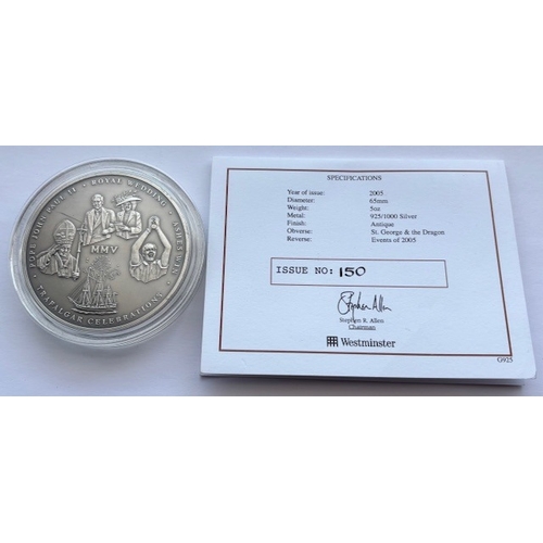 252 - 2005 .925 Solid Silver Antique Finish Annual History Commemorative Medallion, Events of 2005, Diamet... 