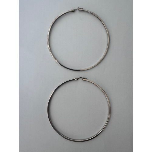 15g 9ct White Gold Hoop Earrings - Large 7cm Diameter
gold scrap value is circa £600