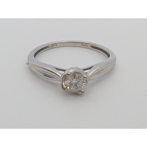 9ct White Gold Diamond Ring