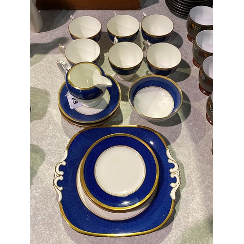 29 - A Coalport tea service 'Athlone Blue'