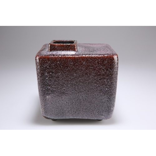 132 - PIETER GROENEVELDT (1889-1962), A SALT-GLAZED STONEWARE IKEBANA VASE, CIRCA 1960S, of square section... 