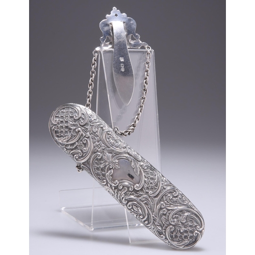 1056 - A LATE VICTORIAN SILVER CHATELAINE SPECTACLES CASE, by George Nathan & Ridley Hayes, Chester 1900, t... 