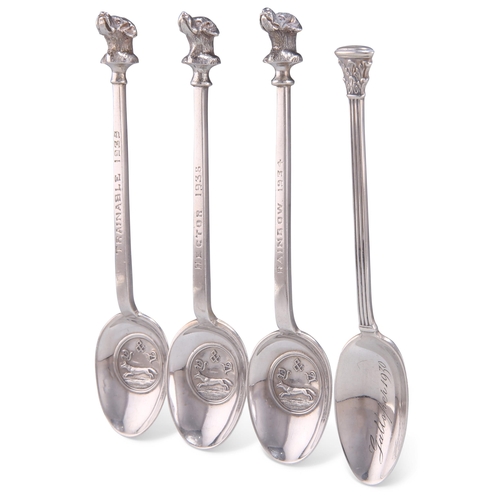 1052 - THREE GEORGE V SILVER COMMEMORATIVE HUNT TEASPOONS,Êby Thomas Bradbury & Sons Ltd, Sheffield 1933, 1... 