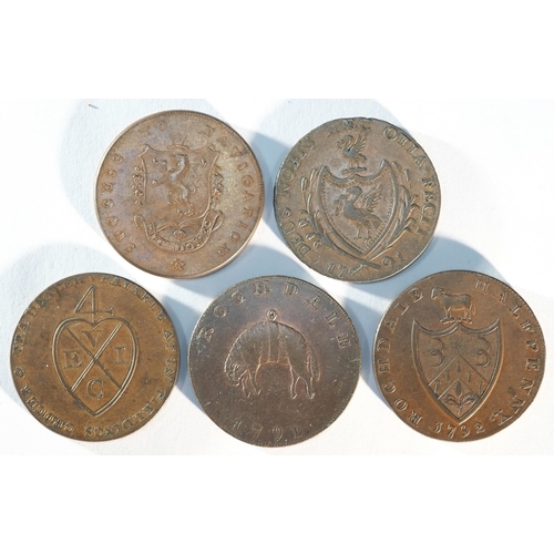 257 - 5 x 18th century provincial tokens consisting of: Manchester 1793 halfpenny, DH132, Very Fine. Manch... 