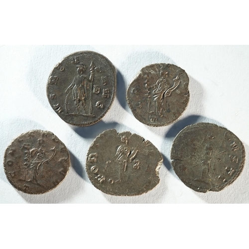 93 - 5x Ae antoninianii of Quintillus (277 CE) consisting of: CONCO EXER, Concordia holding ensign and co... 