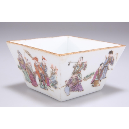 244 - A CHINESE FAMILLE ROSE SQUARE BOWL, with tapering straight sides, enamel painted to each side with f... 