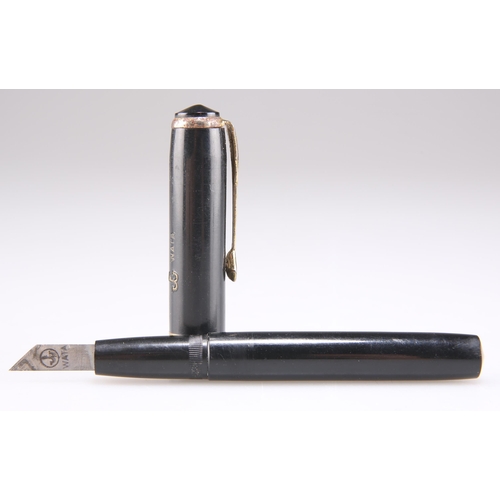 410 - A VINTAGE SPY 'KNIFE' FOUNTAIN PEN, SIGNED WATA, signed to the blade and cap. 11.5cm long