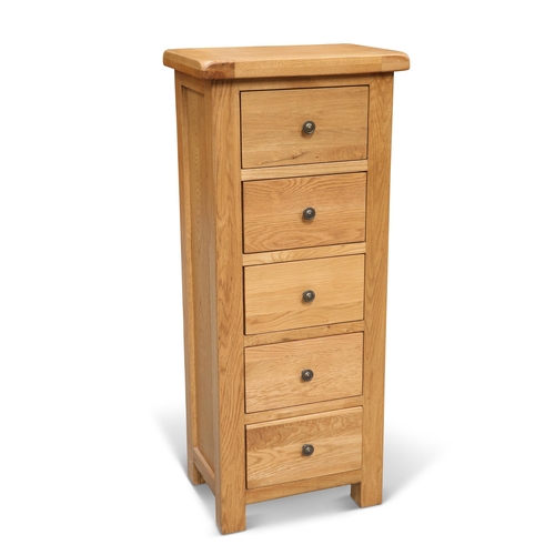 717 - A CONTEMPORARY OAK FIVE-DRAWER CHEST, of narrow proportions. 129cm high, 55cm wide, 40cm deep