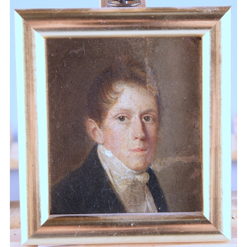 2036 - 19TH CENTURY ENGLISH SCHOOL PORTRAIT MINIATURE OF A  MAN Indistinctly incribed verso
Oil on panel
 (... 