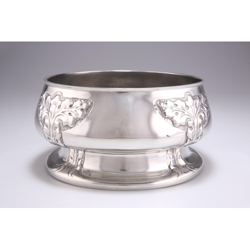 31 - A LIBERTY & CO TUDRIC PEWTER BOWL, PROBABLY BY OLIVER BAKER, no. 01140, circular footed form, ca... 