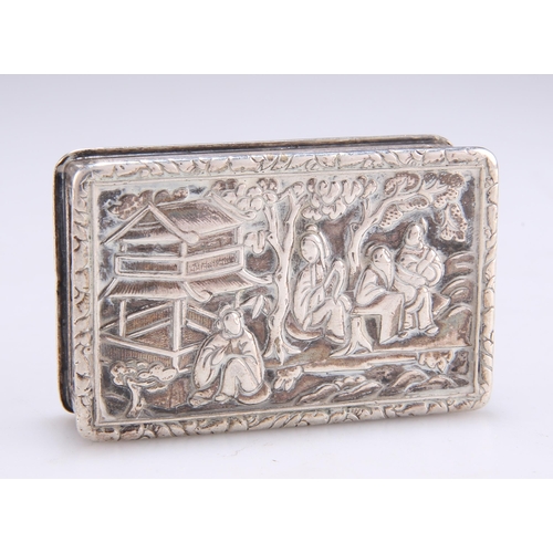 1031 - A MID-19TH CENTURY CHINESE SILVER SNUFF BOX by Kecheong, Canton, c.1840-70, rectangular, cast to all... 