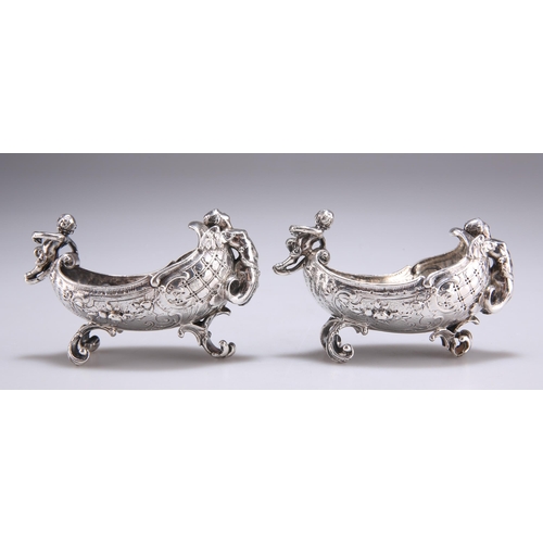 1073 - A PAIR OF LATE 19TH CENTURY CONTINENTAL SILVER BOWLS import marks, Martin Sugar, London 1892, 930 st... 