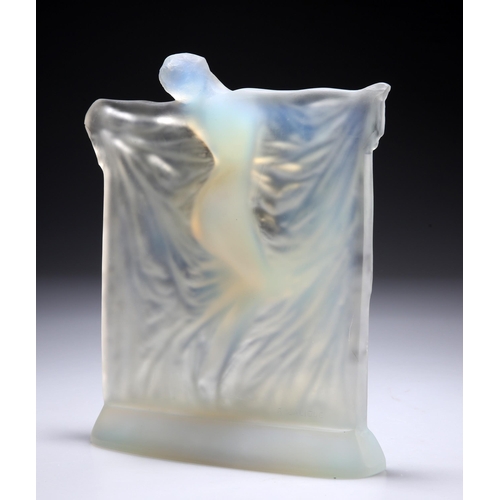 4 - RENÉ LALIQUE (FRENCH, 1860-1945), 'THAIS', AN OPALESCENT GLASS STATUETTE, DESIGNED 1925 engraved R.L... 