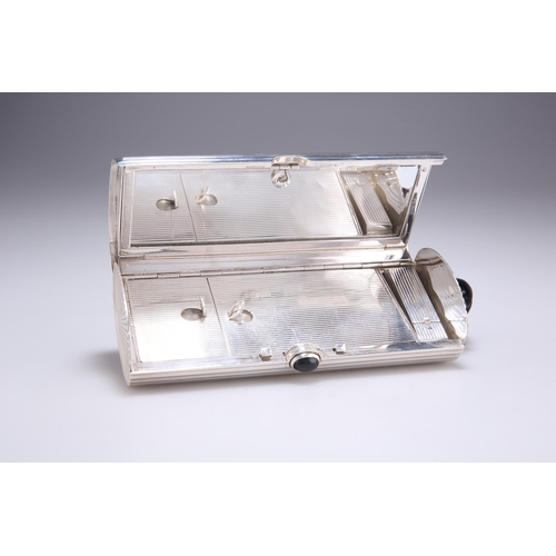 2483 - GUCCI - A SILVER MINAUDIÈRE EVENING CLUTCH PURSE, CIRCA 1960S by Gucci, marked '925', of reeded desi... 