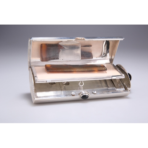 2483 - GUCCI - A SILVER MINAUDIÈRE EVENING CLUTCH PURSE, CIRCA 1960S by Gucci, marked '925', of reeded desi... 