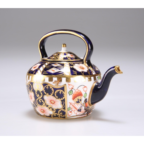 110 - A ROYAL CROWN DERBY IMARI PATTERN MINIATURE KETTLE early 20th Century, red printed factory mark. 6.5... 