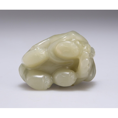 161 - A CHINESE JADE GROUP depicting a monkey and elephant. 5.2cm long, 3.7cm high