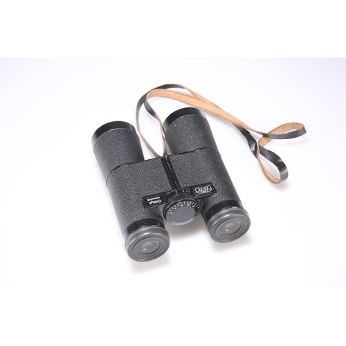 690 - A PAIR OF CARL ZEISS DIALYT 10X40 B BINOCULARS with Zeiss case, serial number 938517. 14.2cm high... 