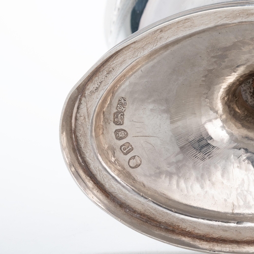 197 - A GEORGE III SILVER SWING-HANDLE SUGAR BASKET by Hester Bateman, London 1790, pointed oval form with... 