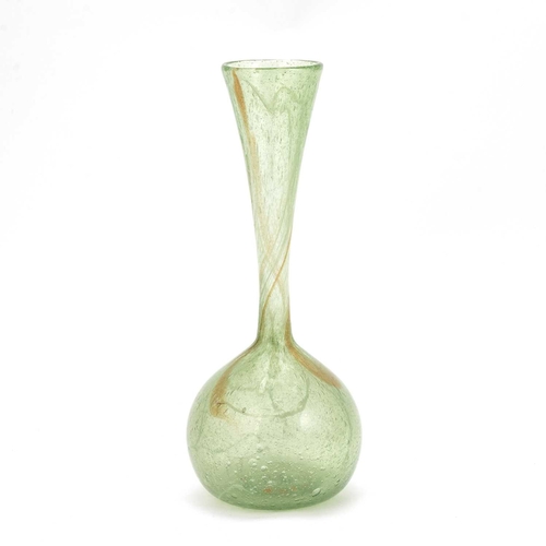 10 - A JAMES COUPER & SONS 'CLUTHA' GLASS VASE, THE DESIGN ATTRIBUTED TO CHRISTOPHER DRESSER, CIRCA 1895 ... 