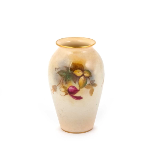 107 - A ROYAL WORCESTER VASE BY MILDRED HUNT, DATE CODE FOR 1925 painted with roses, signed, no. G461, gre... 