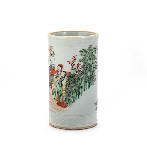 186 - A CHINESE FAMILLE VERTE BRUSH POT cylindrical, painted with figures and bamboo between anhua bands. ... 