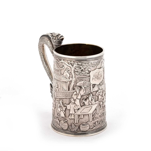 396 - A FINE VICTORIAN SILVER REPLICA OF A CHINESE SILVER MUG by Walter & John Barnard, London 1877, o... 