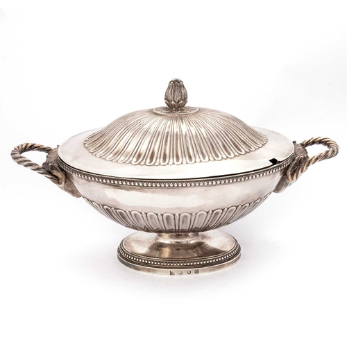 434 - A PAIR OF GEORGE III SILVER SAUCE TUREENS by Andrew Fogelberg & Stephen Gilbert, London 1780, ov... 