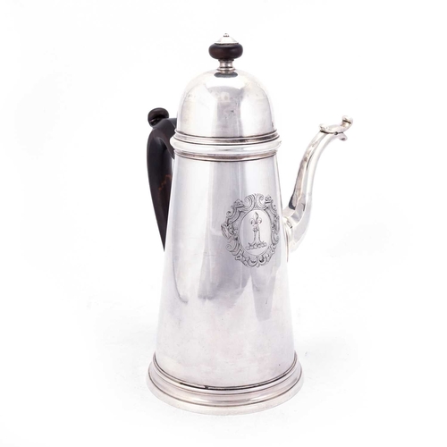 450 - A GEORGE I SILVER SIDE-HANDLED COFFEE POT by Lewis (Louis) Mettayer, London 1722, of tapering cylind... 