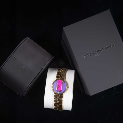 503 - AN UNWORN RAYMOND WEIL TRAVIATA WATCH circular cerise/ mauve dial signed RW, gilt black hands, plain... 