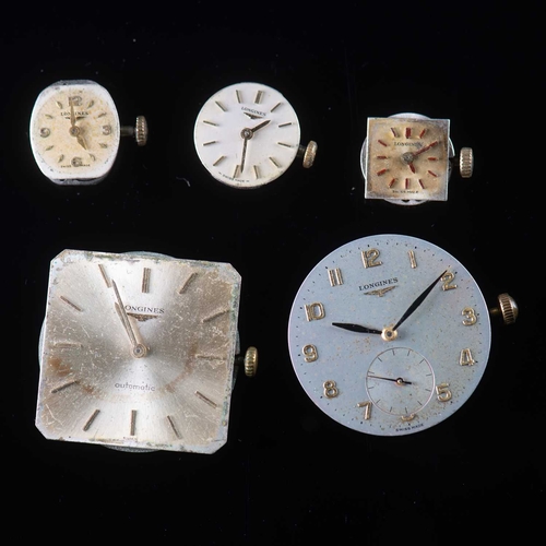 512 - FIVE LONGINES WATCH MOVEMENTS examples including dials and hands, calibres 250, 12.687, 410, 123.15v... 