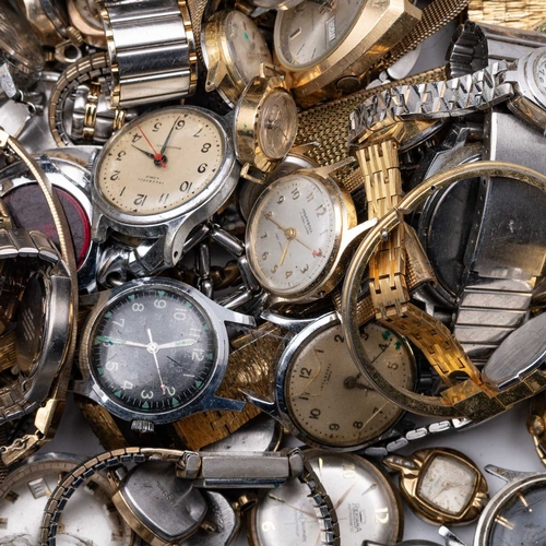 539 - A LARGE COLLECTION OF WATCHES FOR SPARES AND REPAIRS (Approx. 300)