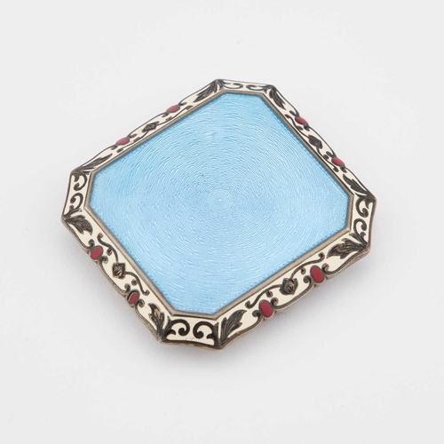 286 - AN EARLY 20TH CENTURY AUSTRIAN SILVER AND ENAMEL POWDER COMPACT marked, of octagonal form, the under... 