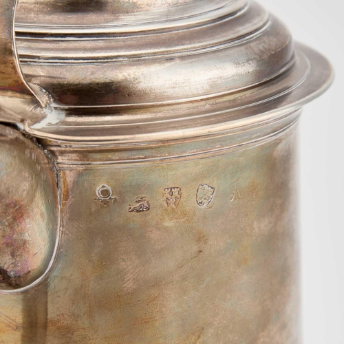 496 - A LATE GEORGE II SILVER LIDDED TANKARD by John Langlands I, Newcastle 1759, the domed lid with a scr... 