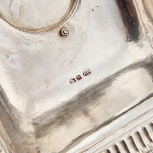 511 - A FINE GEORGE III SILVER ENTRÉE DISH AND COVER by Richard Cook, London 1807, rectangular with rounde... 