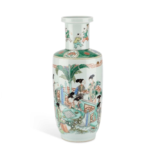 597 - A LARGE CHINESE FAMILLE VERTE ROULEAU VASE the cylindrical body painted in the Famille Verte palette... 