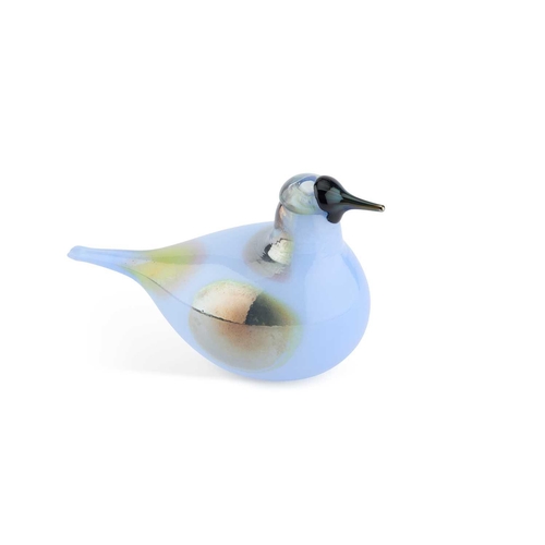 63 - AN IITTALA GLASS MODEL OF A SKY CURLEW, DESIGNED BY OIVA TOIKKA boxed. 14.5cm long