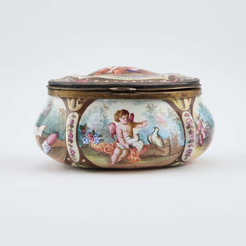 827 - A VIENNESE ENAMEL BOX, LATE 19TH CENTURY of lobed oval form with a hinged cover, decorated with alle... 